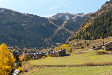 Incles Vadisi 'nde sonbahar, Andorra. Vall d Incles, Andorra