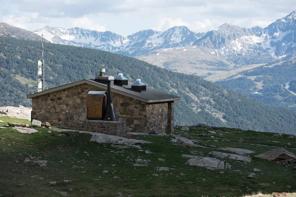 Refugio Cabaña Sorda Hermoso Lago Querol Refugio Montaña Valle Incles — Foto de Stock