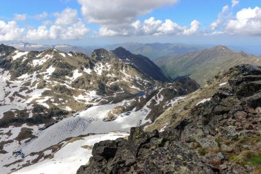 Tristaina 'nın fotoğrafı. Ordino 'daki Andorra Pirenes Dağları' nda güzel bir yürüyüş manzarası var..
