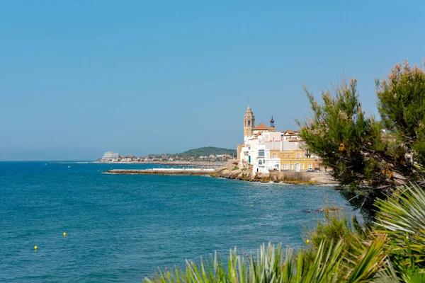 Playa Arena Casco Antiguo Histórico Complejo Mediterráneo Sitges Cerca Barcelona —  Fotos de Stock