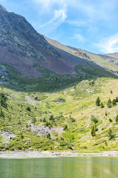 Lago Montaña Estany Les Truites Andorra Pirineos Massana Refugi Coma — Foto de Stock