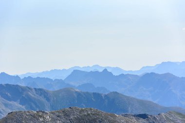Pireneler 'deki güzel dağ manzarası, Andorra.