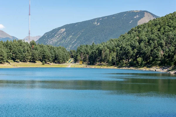 Pireneler Deki Engolaster Gölü Nde Yaz Öğleden Sonra Escaldes Engordany — Stok fotoğraf