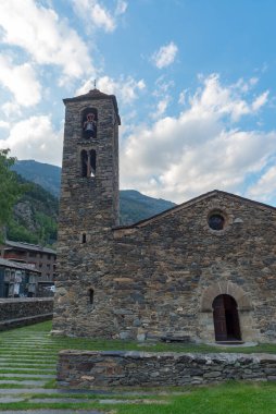 Sant Marti de la Cortinada Kilisesi, Ordino, Andorra Yazın.