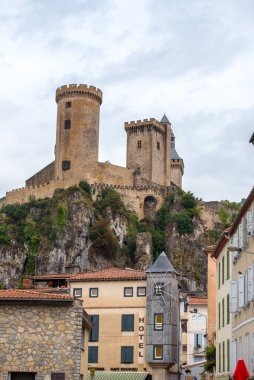 Foix, Fransa: 2020 09 Eylül,: Fransa 'nın güneyindeki Foix köyünün sokakları, Avrupa