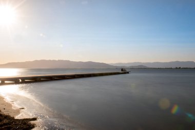 Ebro Delta, Tarragona, İspanya 'da büyülü gün batımı.