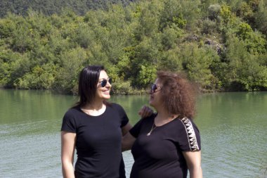 Anne ve kızı portre