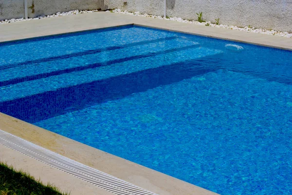 Schwimmbad Einem Ferienort — Stockfoto