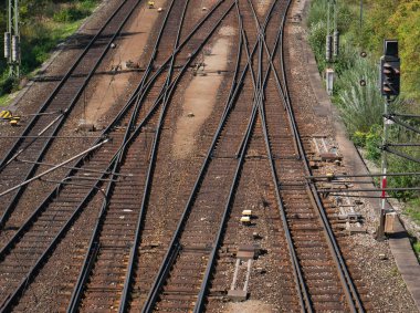 Bir ampul ve birkaç demiryolu parça ve köprüden fotoğraflandı demiryolu noktaları