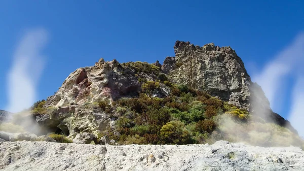 Vulcano Italien Kommer Svavel Rök Från Marken — Stockfoto