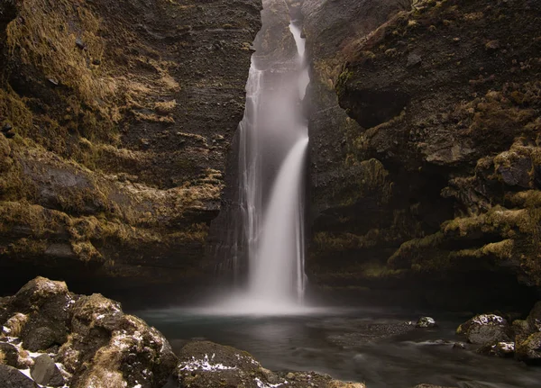 Parte superior da cachoeira Gluggafoss na Islândia — Fotografia de Stock