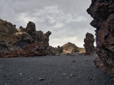 Djupalonssandur'da güzel kaya oluşumları