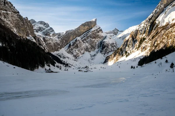 Frozen Lake Seealpsee Swiss Mountains Winter — Stock Photo, Image