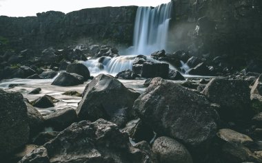 Pingvellir şelale, İzlanda arasında Avrasya kitasini ve Kuzey Amerika kıta continental bölünmeyi yumuşak su