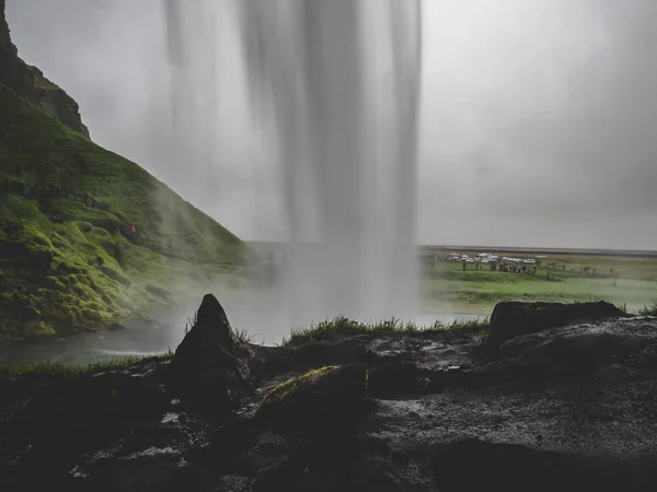 Seljalandsfoss Cachoeira Islândia Passagem Sob Cachoeira Exposição Longa Data — Fotografia de Stock