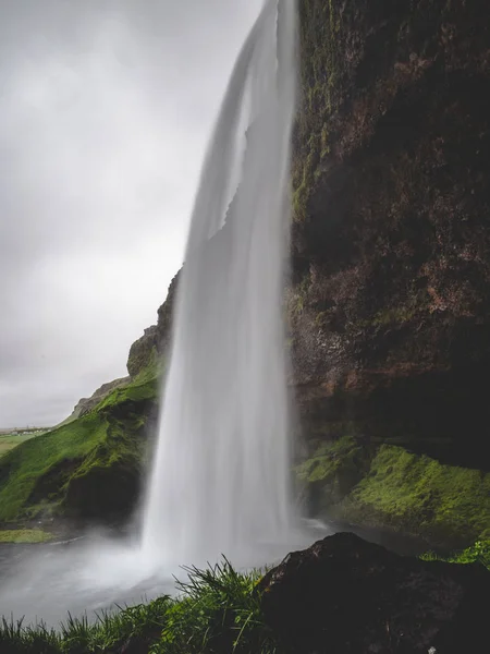 Seljalandsfoss Vízesés Folyosón Vízesés Alatt — Stock Fotó