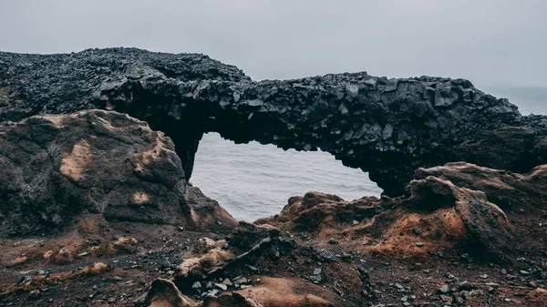 Ponte Rochosa Basalto Negro Islândia Ponte Pedra Hexágono Vik Pedra — Fotografia de Stock