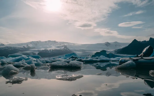 Izlandi Gleccser Lagúna Jokulsarlon Lagúna Beautfiul Alakú Jéghegyek Napos — Stock Fotó