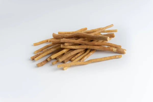 Naturlig Tandborste Miswak Kayu Sugi Vit Bakgrund Med Selektivt Fokus — Stockfoto