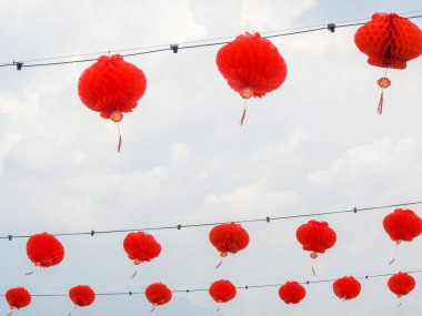 Kuala Lumpur, Malezya - 19 Nisan 2019: Çin Yeni Yıl Festivali sırasında Fener Çin Yeni Yılı yakın çekimi. Seçici odak ve kırpma parçası