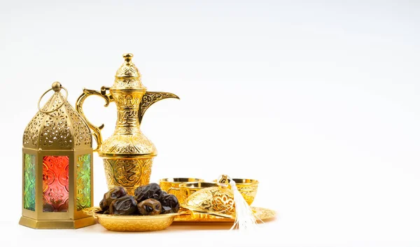 Premium Dates Lantern Arabic Coffee Set White Background Selective Focus — Stock Photo, Image