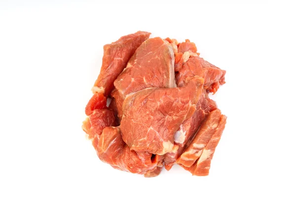 Fatias Frescas Carne Crua Isoladas Sobre Fundo Branco Foco Seletivo — Fotografia de Stock