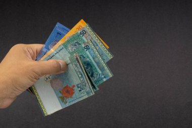 El malezya Ringgit Myr Para Banka Notları tutarak. Seçici odaklama