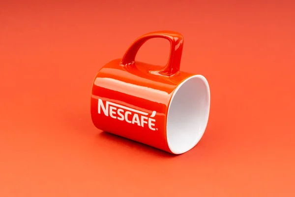 Kuala Lumpur Malaisie Juin 2019 Tasse Red Nescafe Isolée Sur — Photo