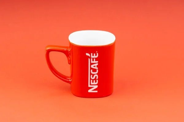 Kuala Lumpur Malaisie Juin 2019 Tasse Red Nescafe Isolée Sur — Photo