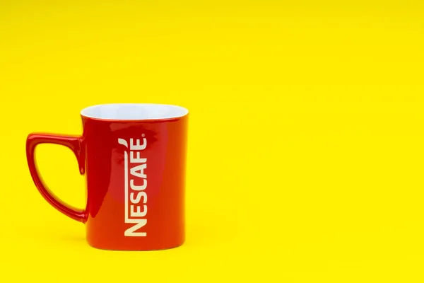 Kuala Lumpur Malaisie Juin 2019 Tasse Red Nescafe Isolée Sur — Photo