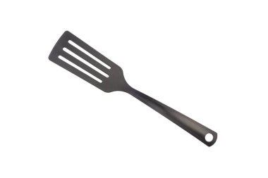 Siyah mutfak spatula gereçleri veya mutfak yakın çekim beyaz arka plan üzerinde izole