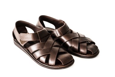 Beyaz arka plan üzerinde erkek sandalet