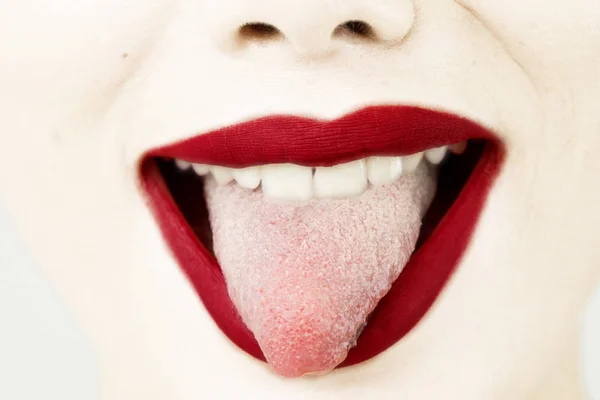 张开嘴伸出舌头 — 图库照片