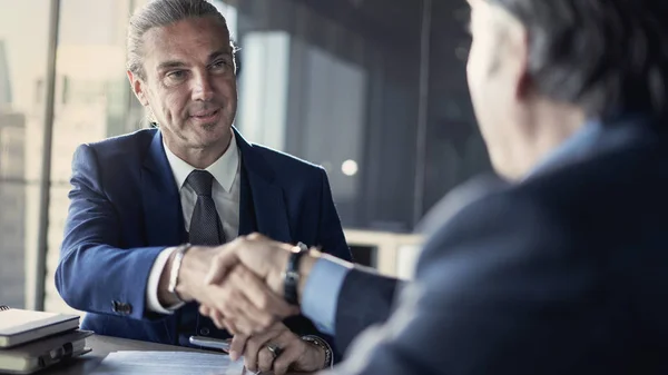 Riunione Partenariato Commerciale Carica — Foto Stock