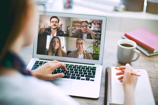 Talking Working Computer — Stock Photo, Image