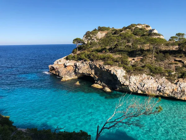 Playa de Formentor Cala Pi de la Posada, hermosa playa en Cap Formentor, Palma Mallorca, España — Foto de Stock