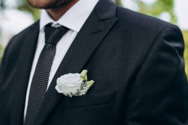 Damat kıyafeti. Düğün salonu reklamı için. Düğün afişi. Berber dükkanı. yatay