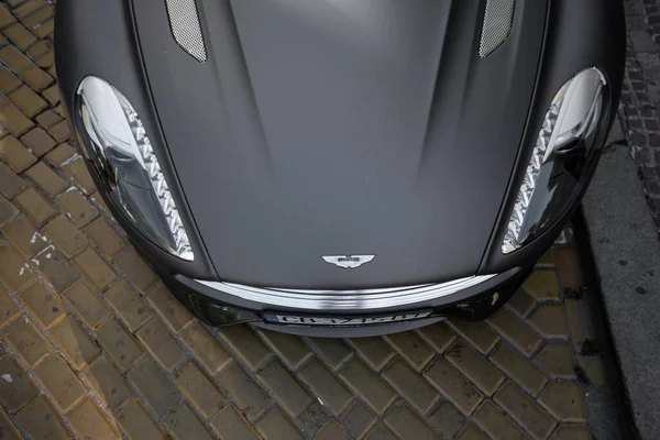 Szofia Bulgária 2019 Augusztus Aston Martin Fekete Matt Fotózása Utcán — Stock Fotó