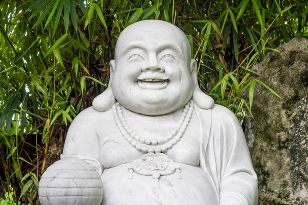 Lächelnder dicker Buddha — Stockfoto