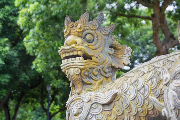 Estátua de leão chinês — Fotografia de Stock