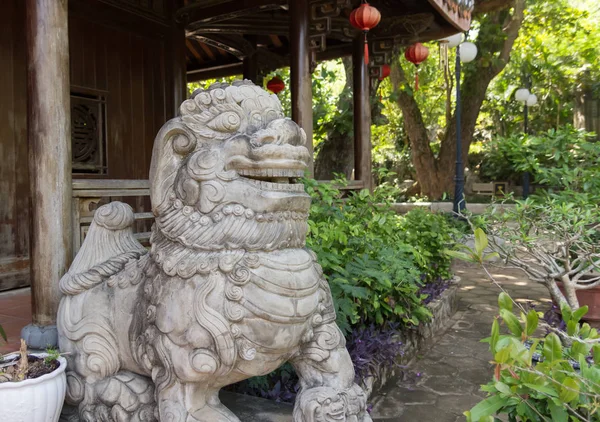 Kinesiska hund guardian skulptur — Stockfoto