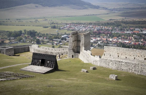 中世の城の遺跡 — ストック写真
