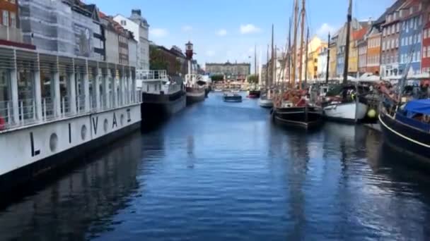 Barco Canal Turistas Amsterdam — Vídeo de Stock