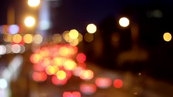 Lampu Lalu Lintas Jalan Kota Malam — Stok Video