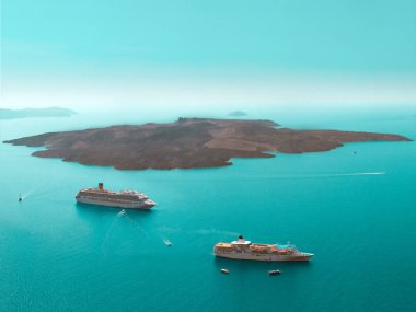 Santorini kasaba Oia Yunanistan, su ve toprak, görüntülemek yukarıdan