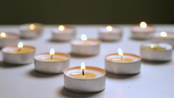 Kerzen Funkeln Hintergrund Schimmerndes Licht Von Kerzen Kerzen Hintergrund Teelichterkerzen — Stockvideo