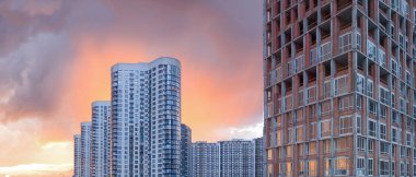 Büyük pencereleri ile modern kınamak binalar. Modern yeni daire emlak kavramı. Açık konut ev tesisleri