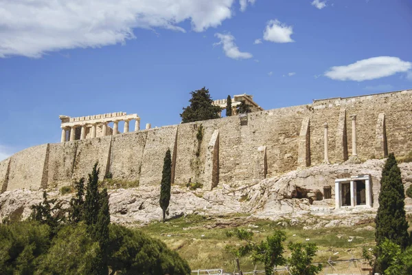 Atina 'da Akropolis 'in Güney eğimi, Yunanistan. Genel Görünüm