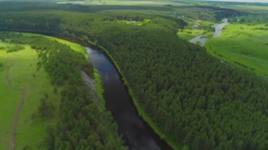 Sakin nehir, Yelkenli tekne