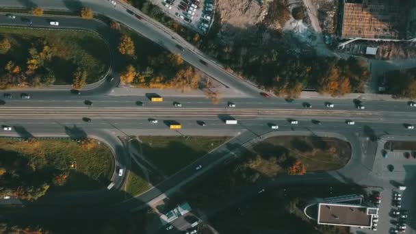 Trafik på väg — Stockvideo